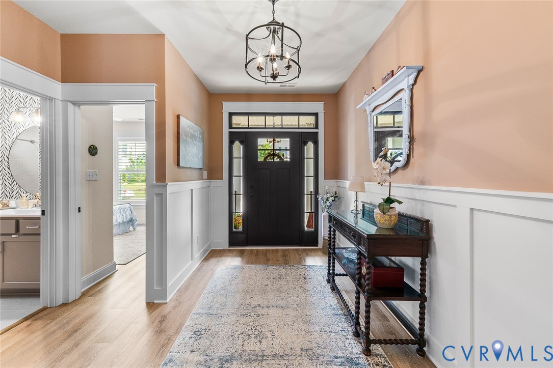 16819 Laurel Park Dr