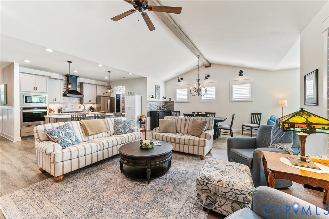 16819 Laurel Park Dr