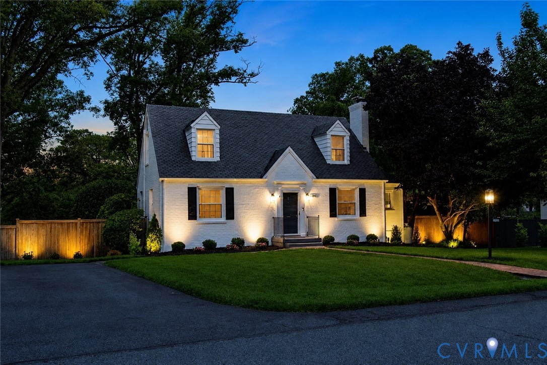 6009 S Crestwood Ave