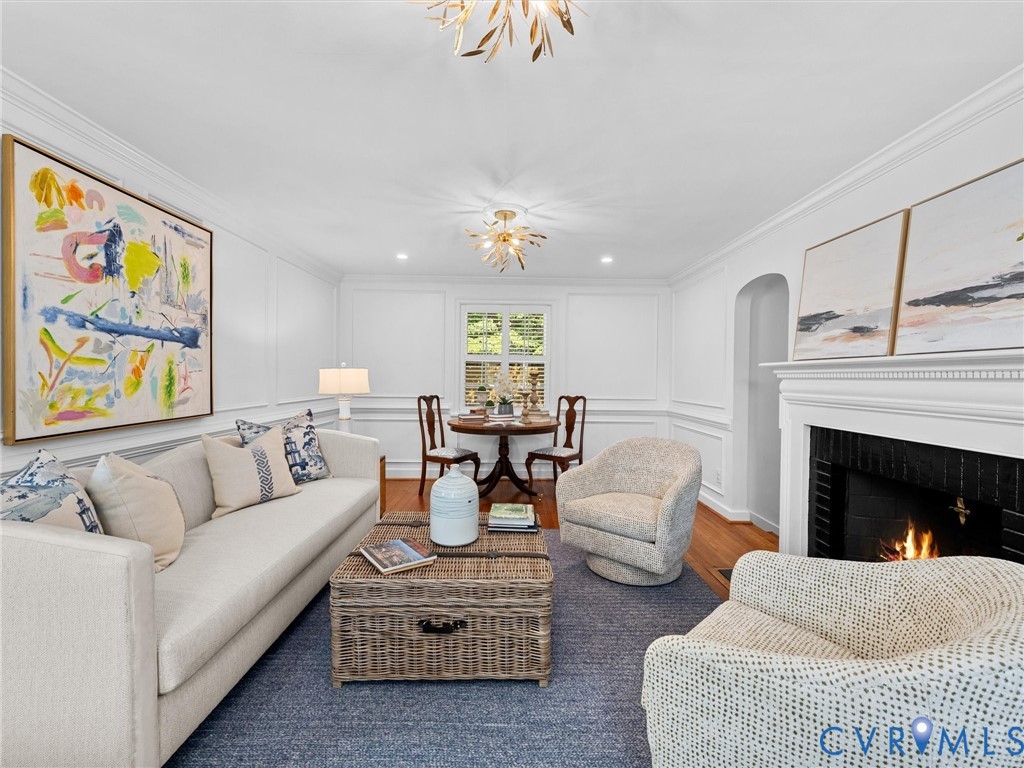 900 Orchard Rd