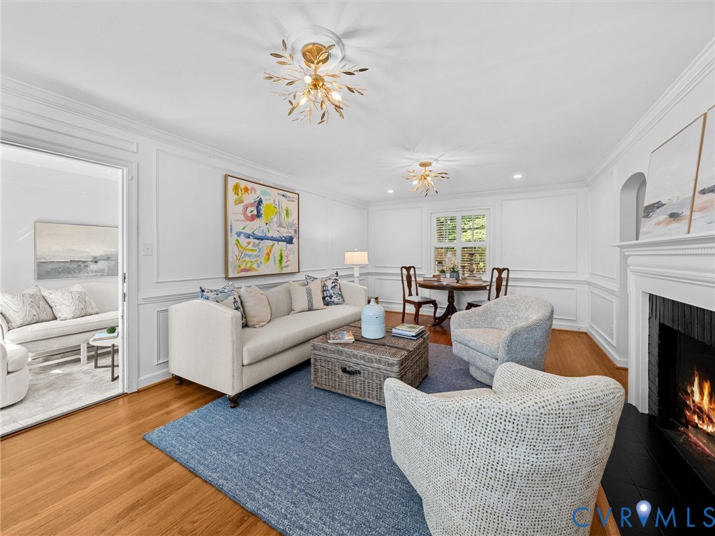900 Orchard Rd