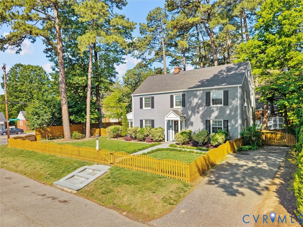 900 Orchard Rd