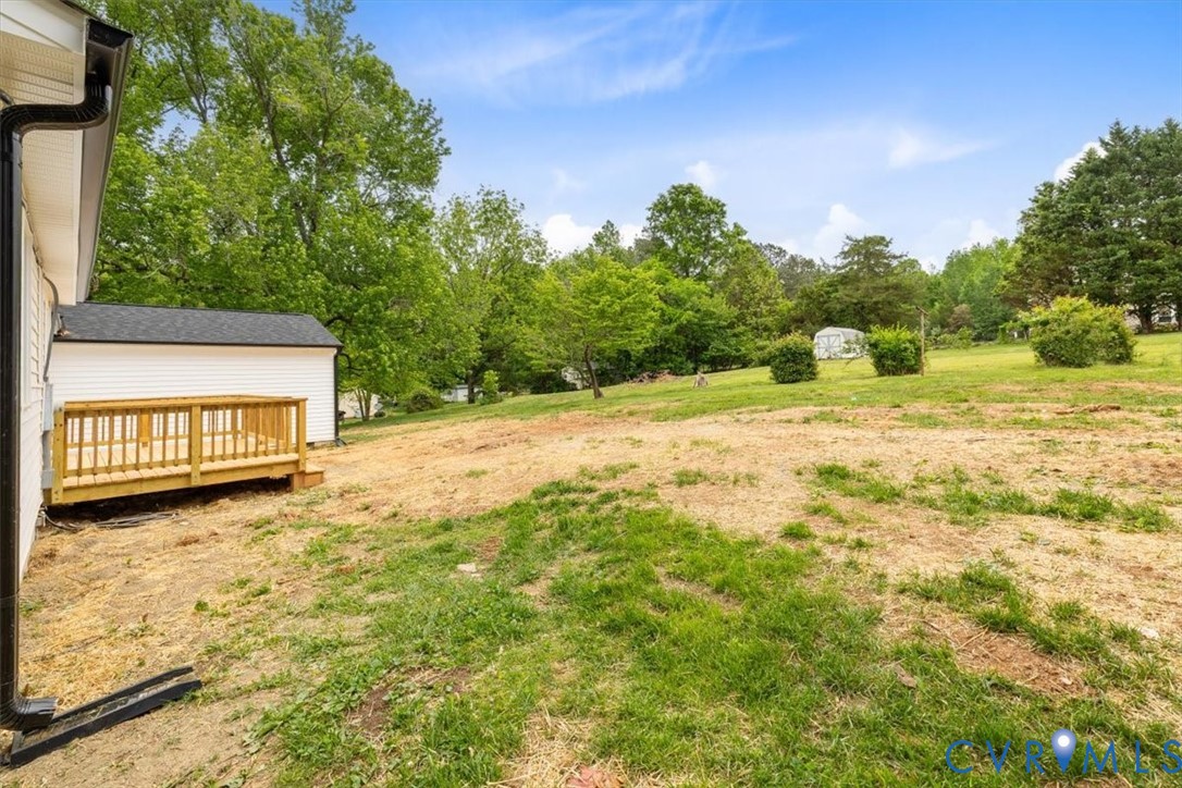 2244 Lakeview Dr