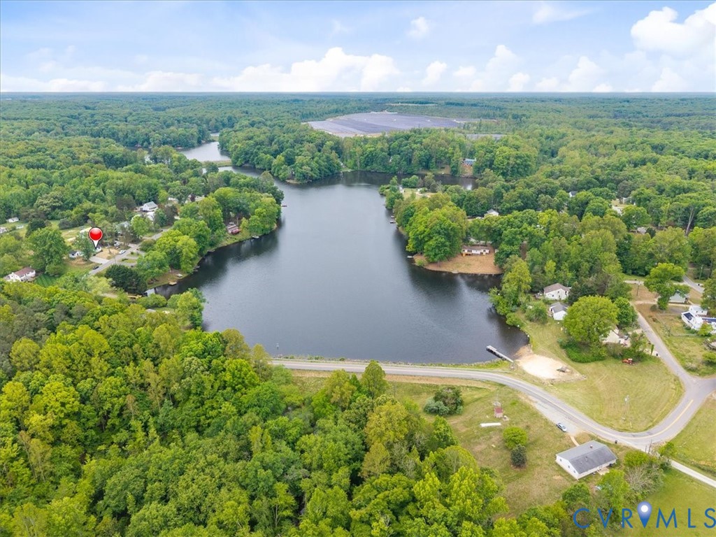 2244 Lakeview Dr