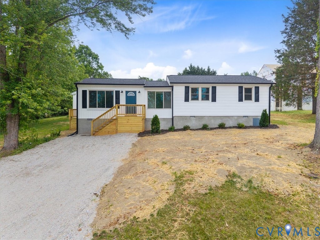 2244 Lakeview Dr
