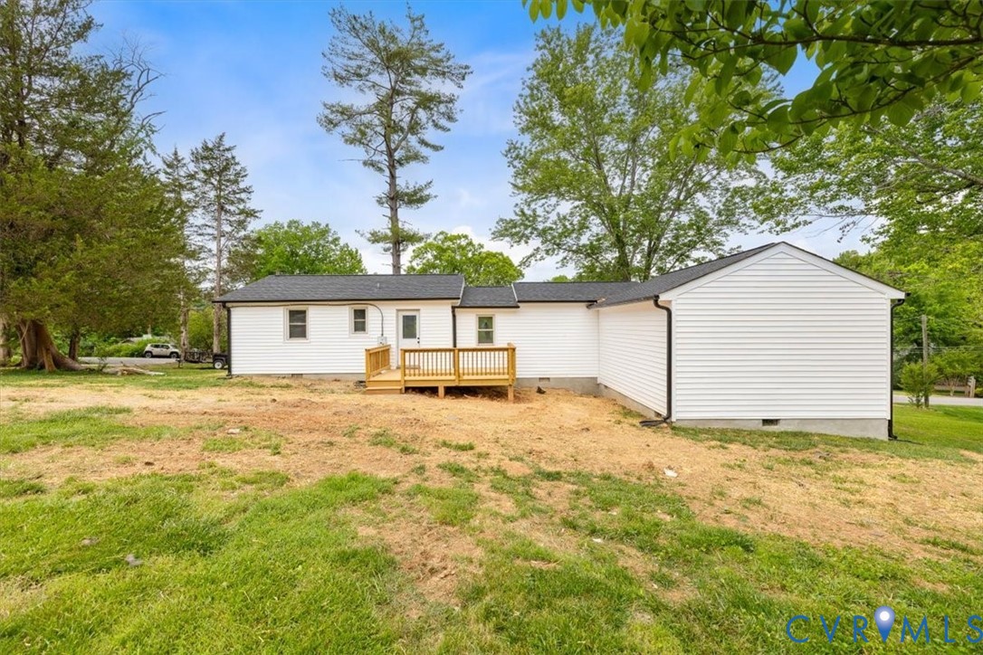 2244 Lakeview Dr