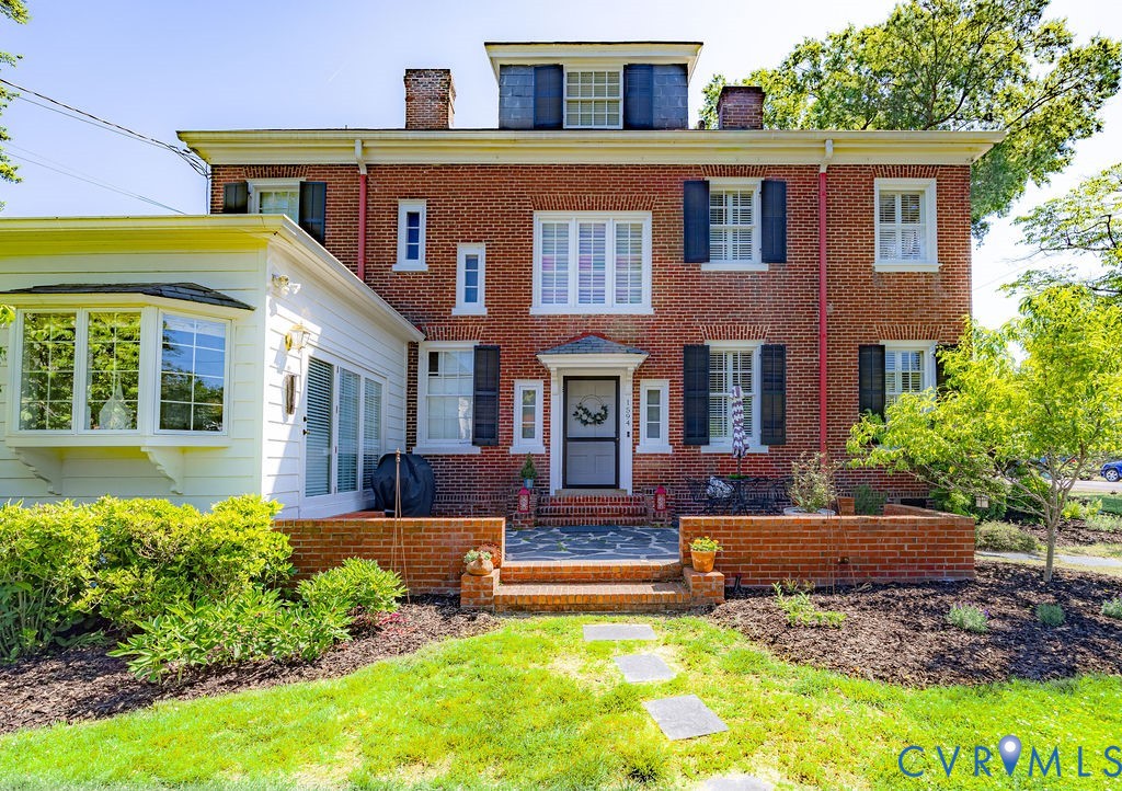 1594 Westover Ave