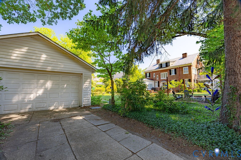 1594 Westover Ave