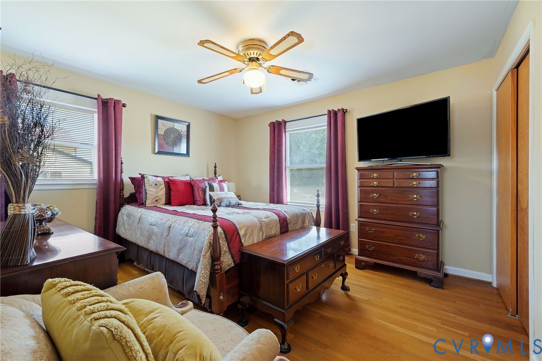 1248 E Valor Dr