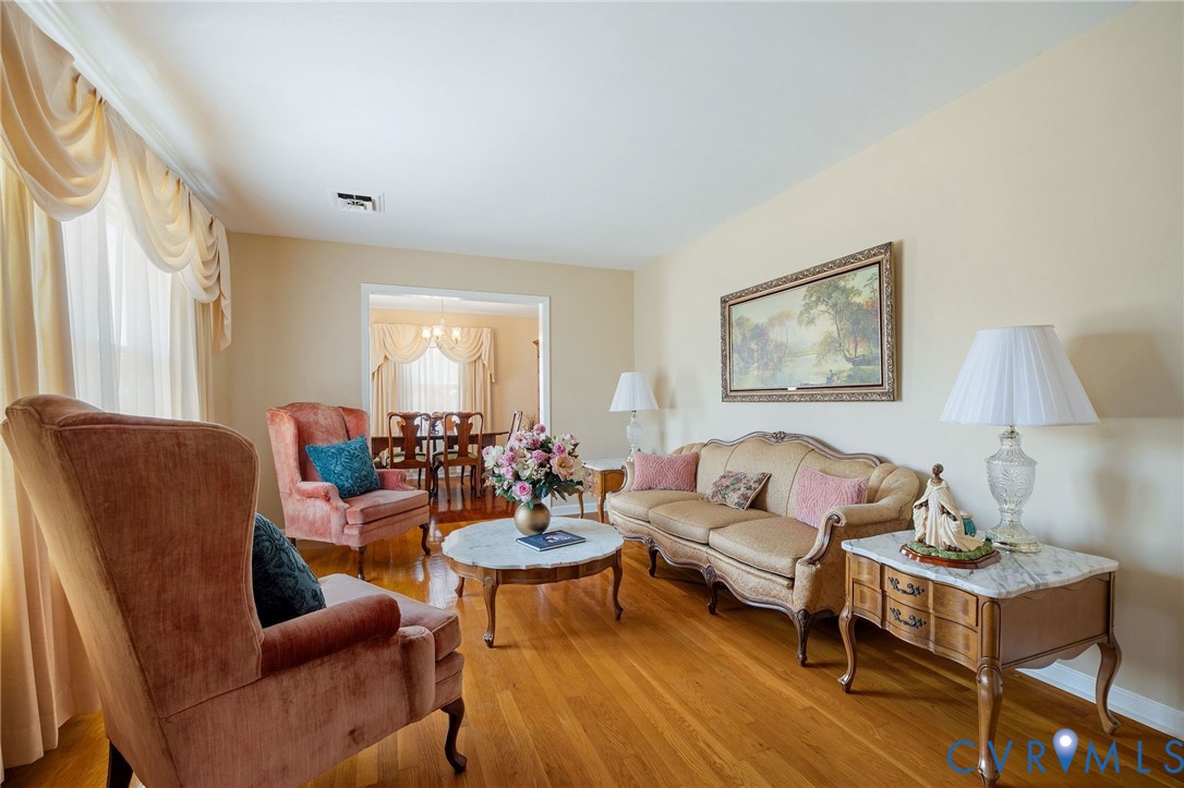 1248 E Valor Dr