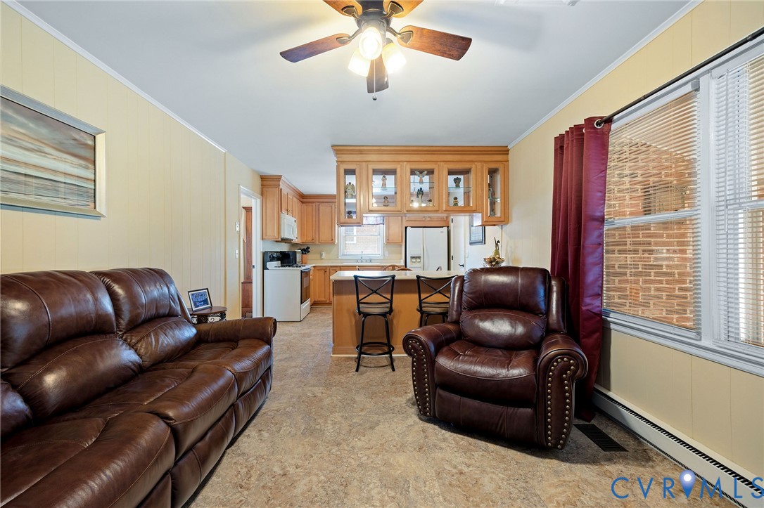 1248 E Valor Dr