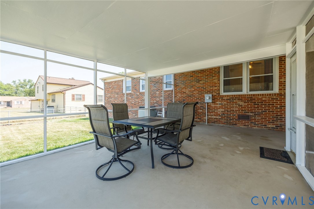 1248 E Valor Dr