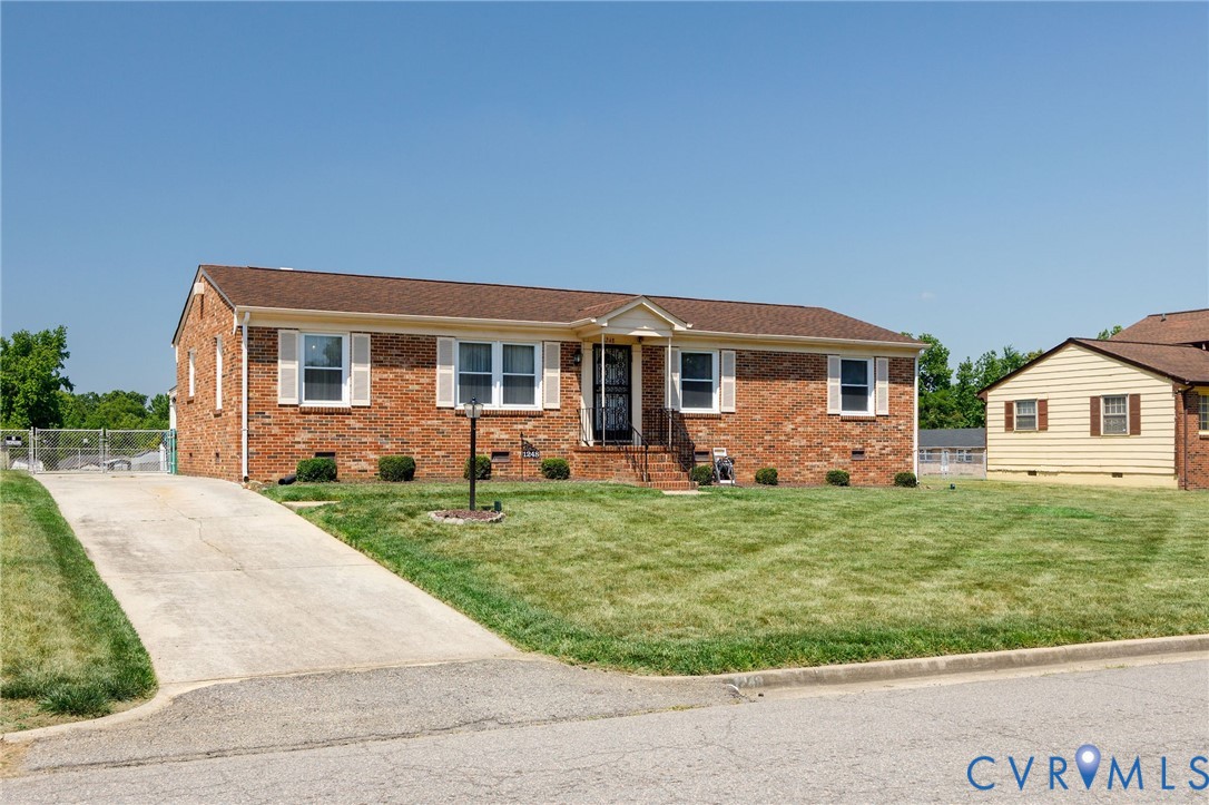 1248 E Valor Dr