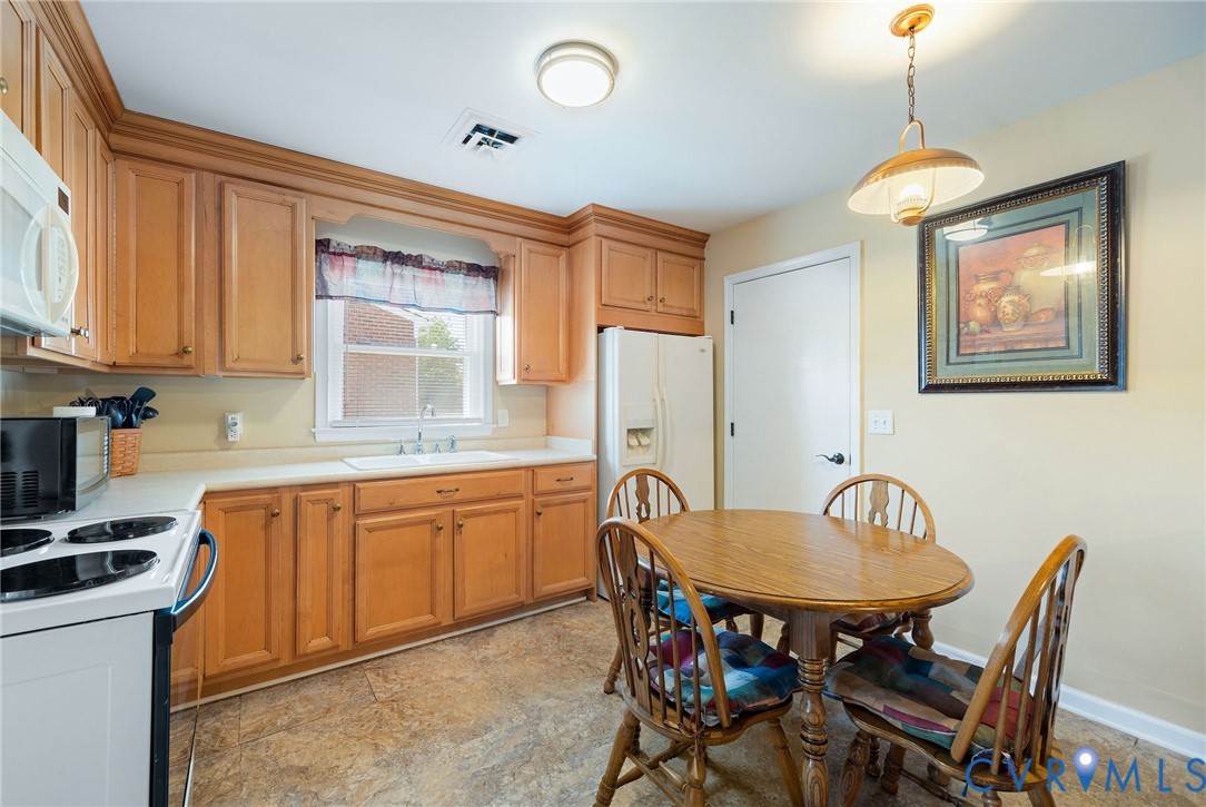 1248 E Valor Dr