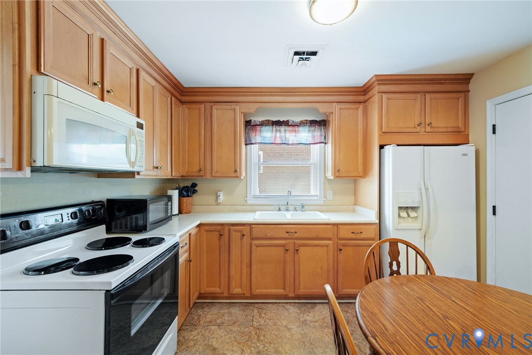 1248 E Valor Dr