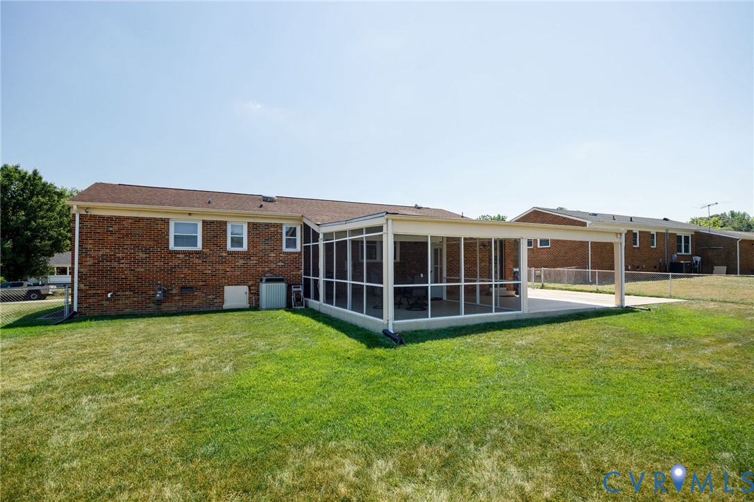 1248 E Valor Dr