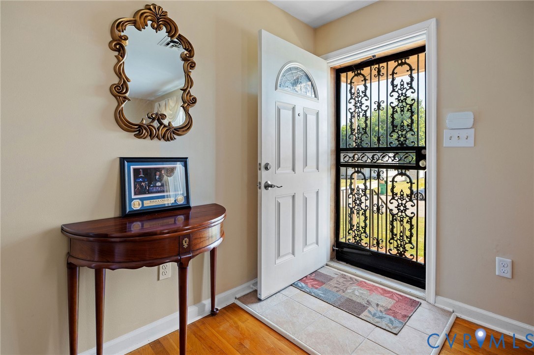 1248 E Valor Dr
