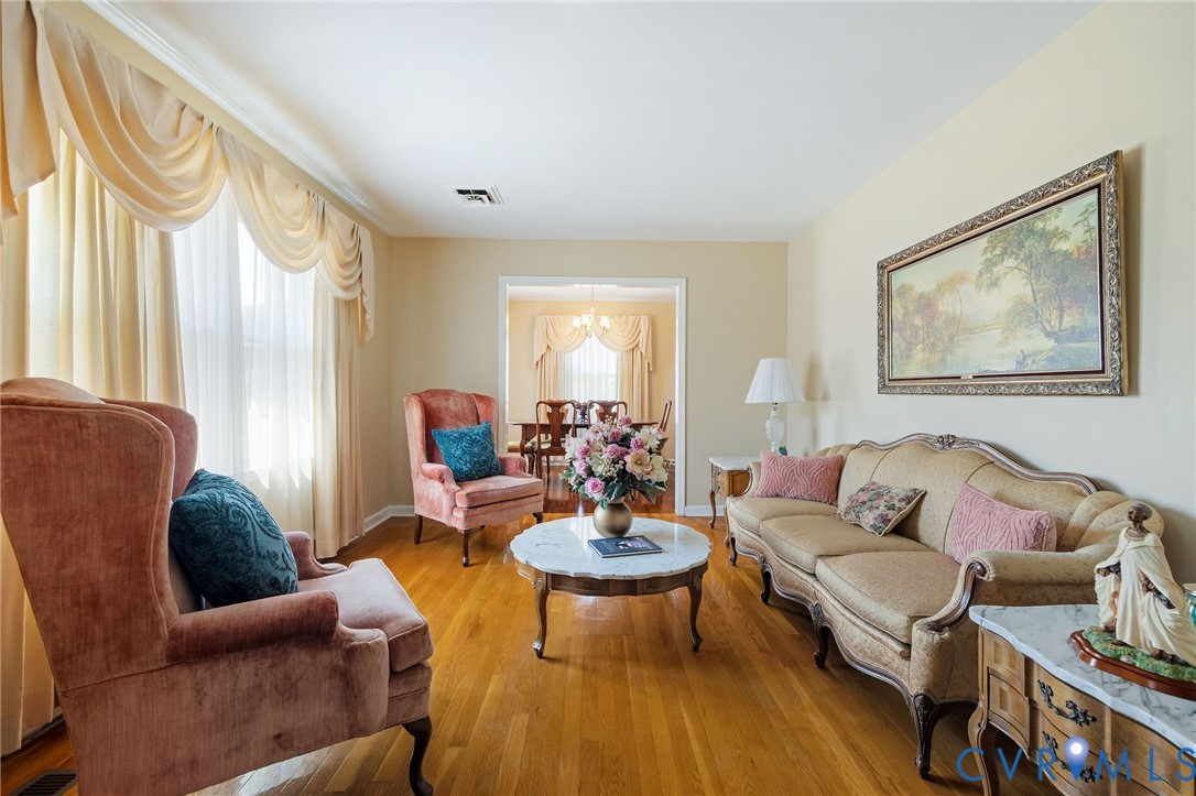 1248 E Valor Dr