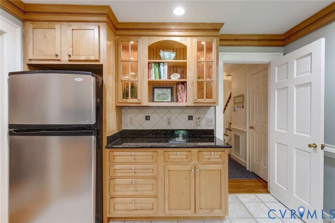 1803 Windingridge Dr