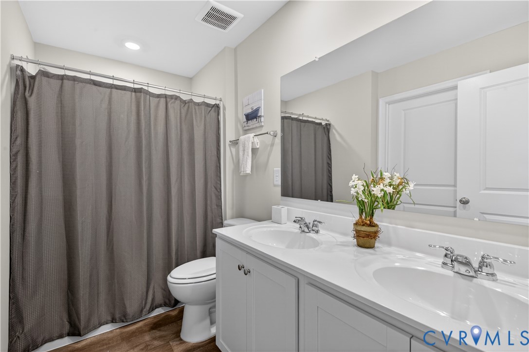 99 Byway Cir