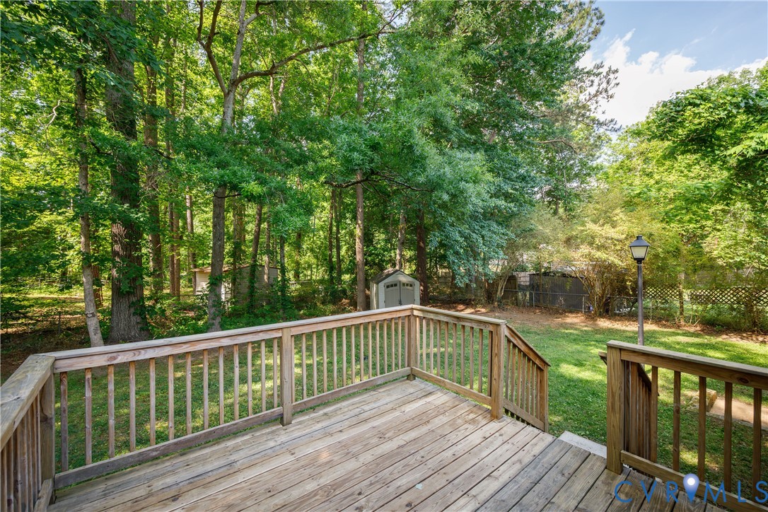 3404 Hollow Wood Ct