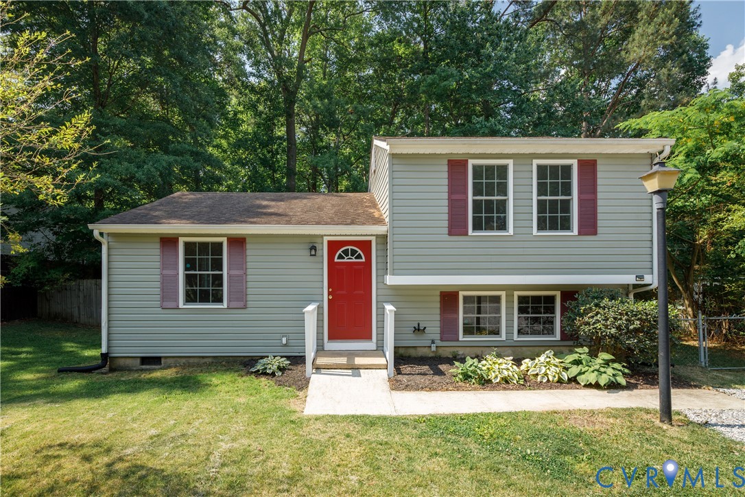 3404 Hollow Wood Ct