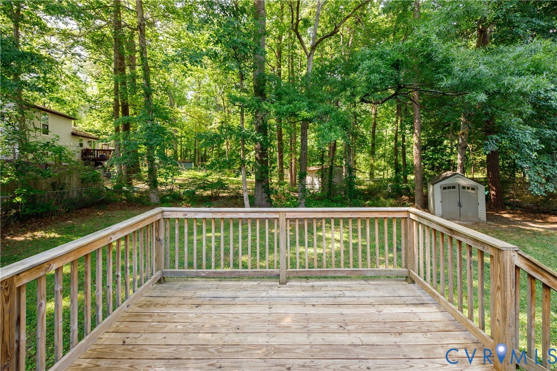3404 Hollow Wood Ct