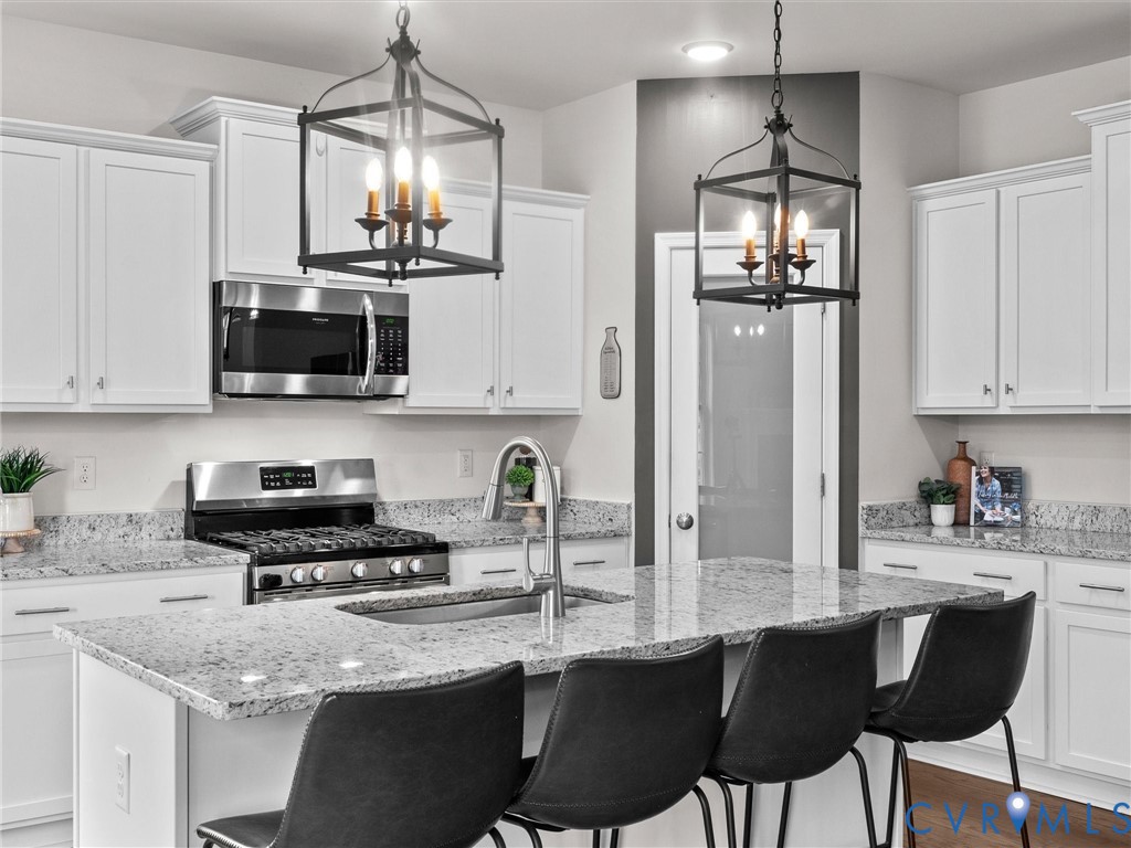 9301 Lavenham Ct
