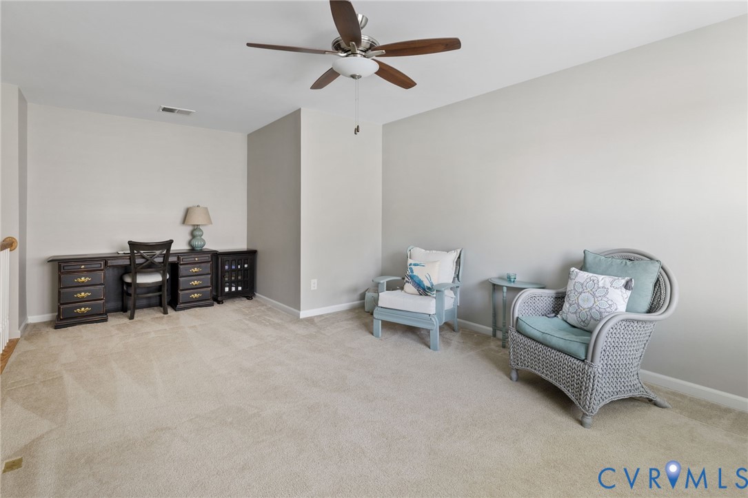 17513 Great Falls Cir