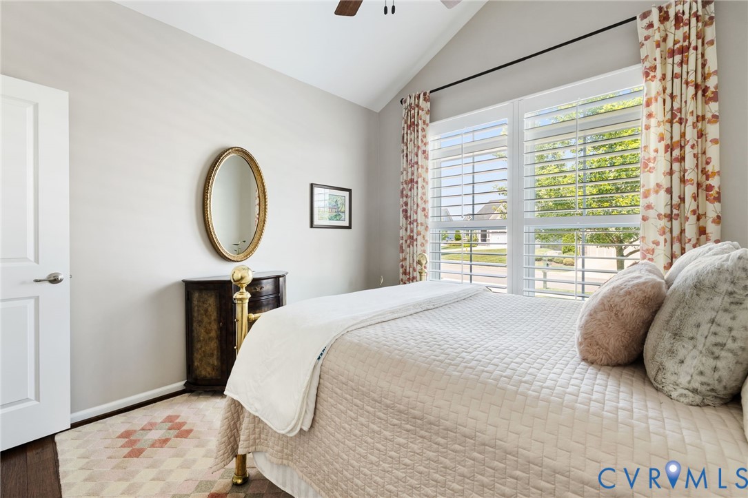 17513 Great Falls Cir
