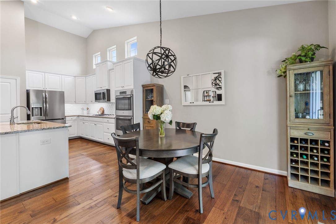 17513 Great Falls Cir