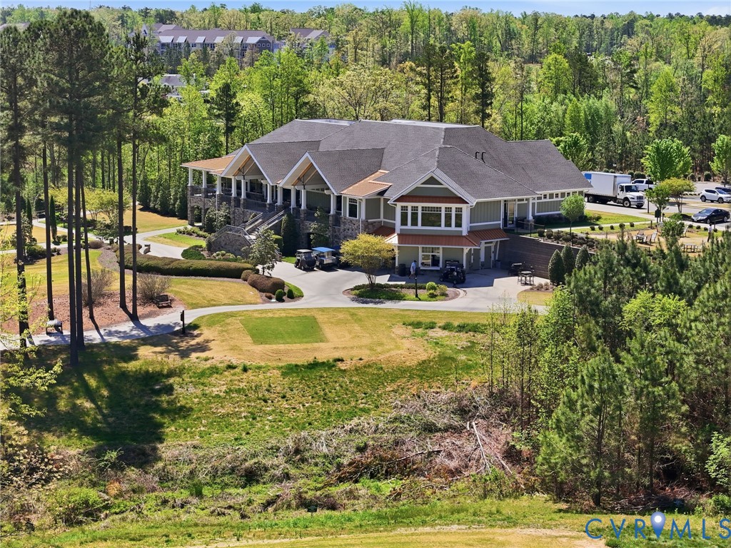 17513 Great Falls Cir