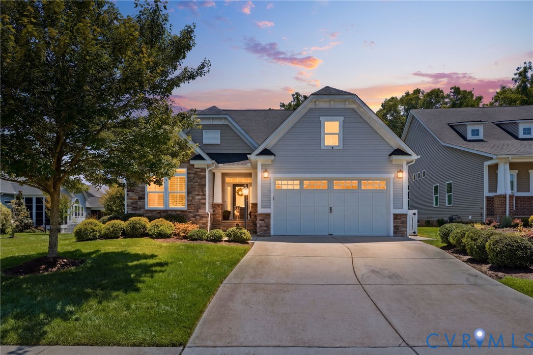 17513 Great Falls Cir