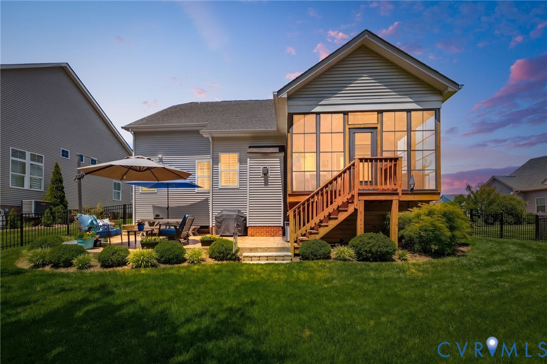 17513 Great Falls Cir