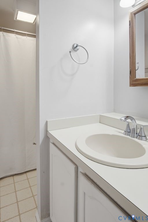 5900 Patterson Ave Unit#17
