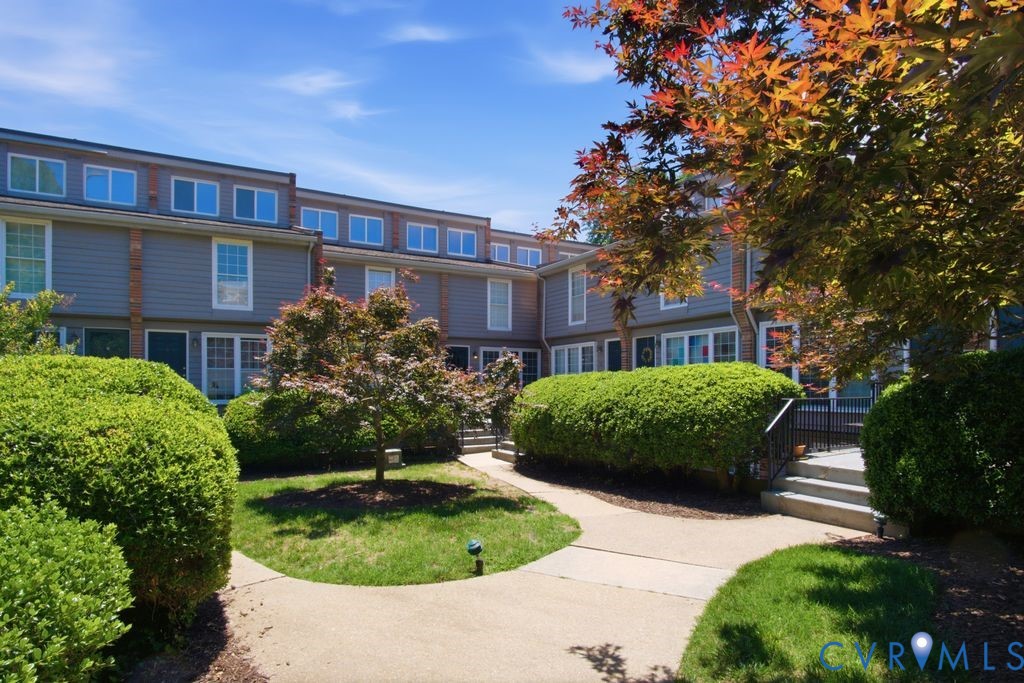 5900 Patterson Ave Unit#17