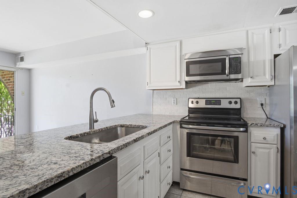 5900 Patterson Ave Unit#17