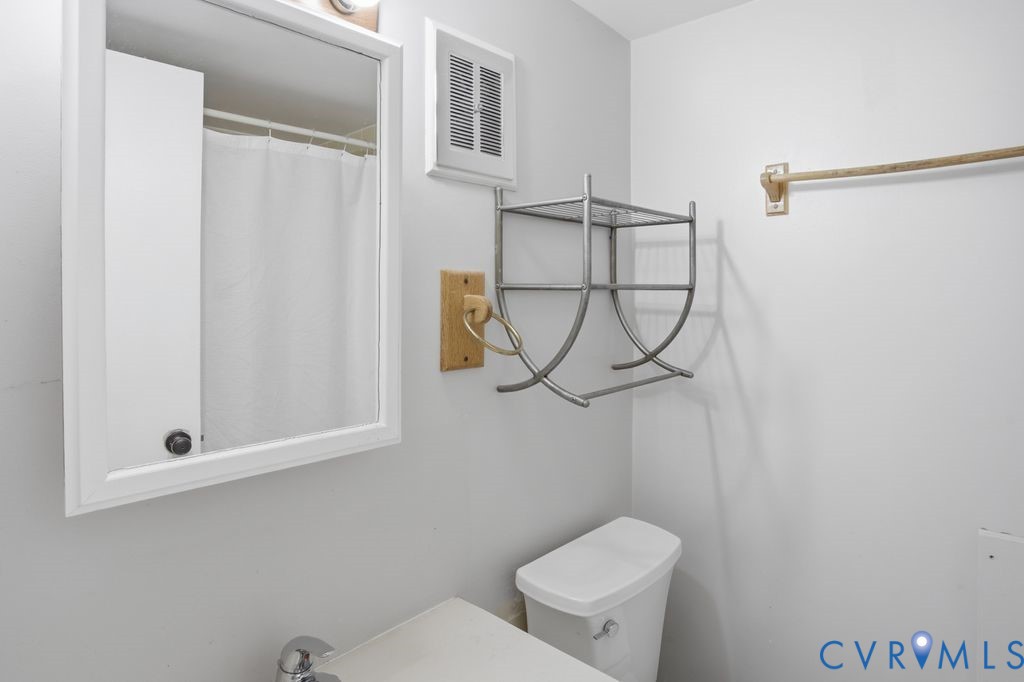 5900 Patterson Ave Unit#17