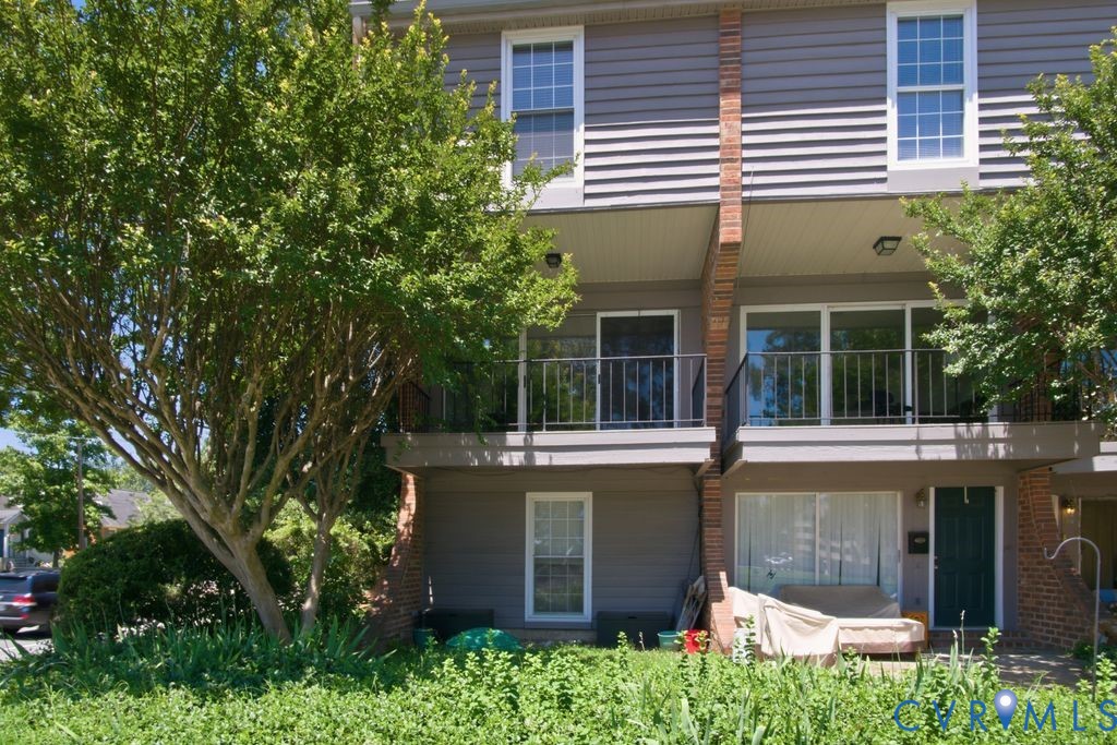 5900 Patterson Ave Unit#17