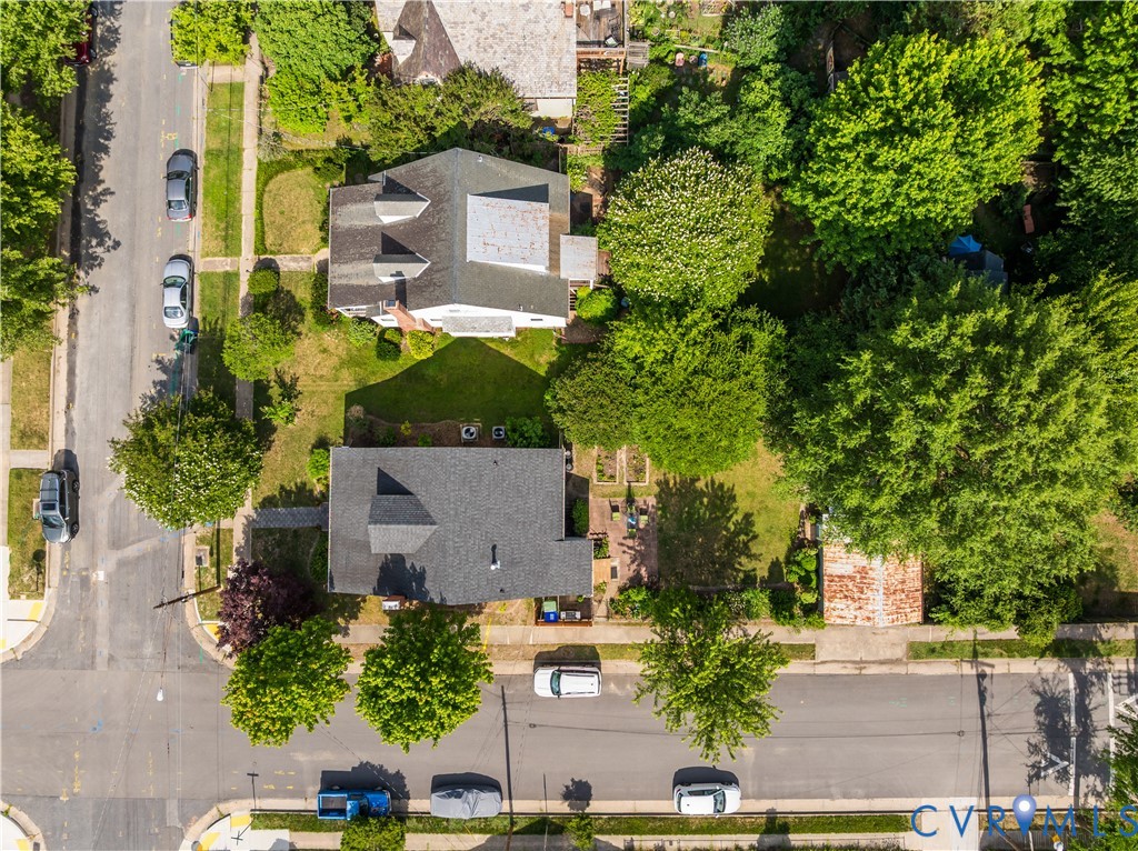 1817 Maple Shade Ln