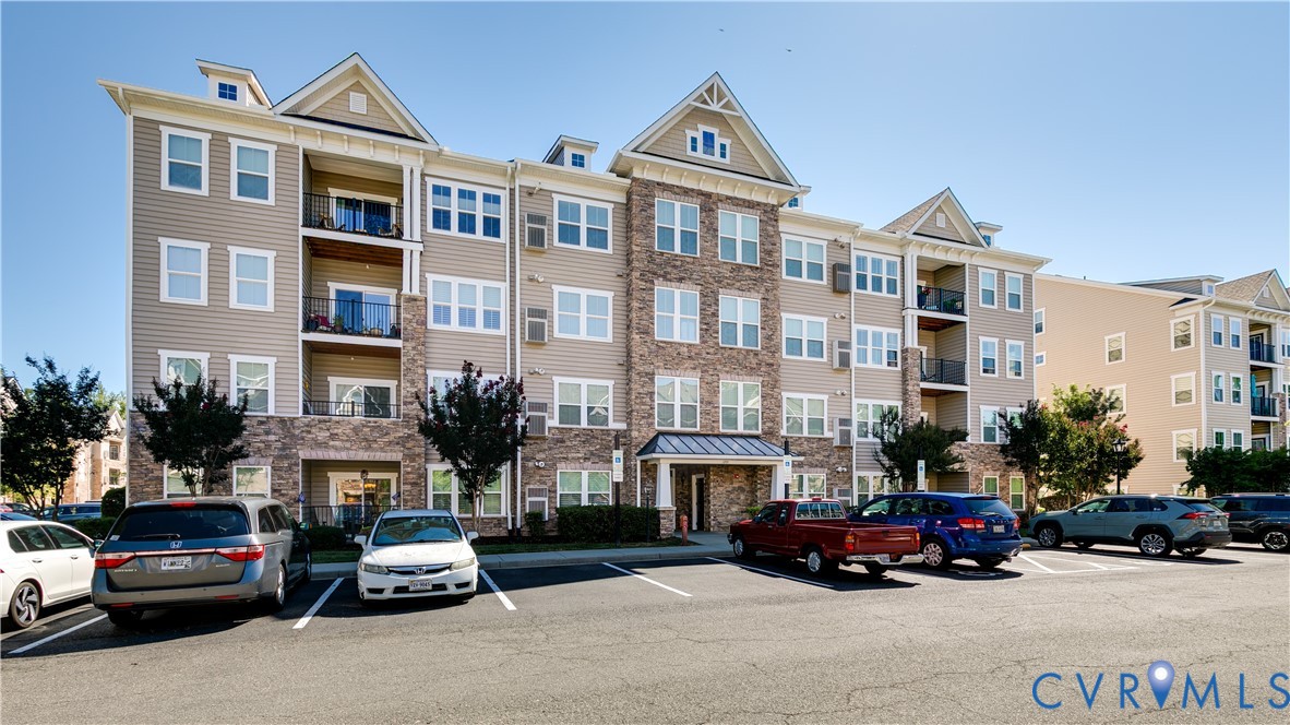 1201 Westwood Village Ln Unit#202