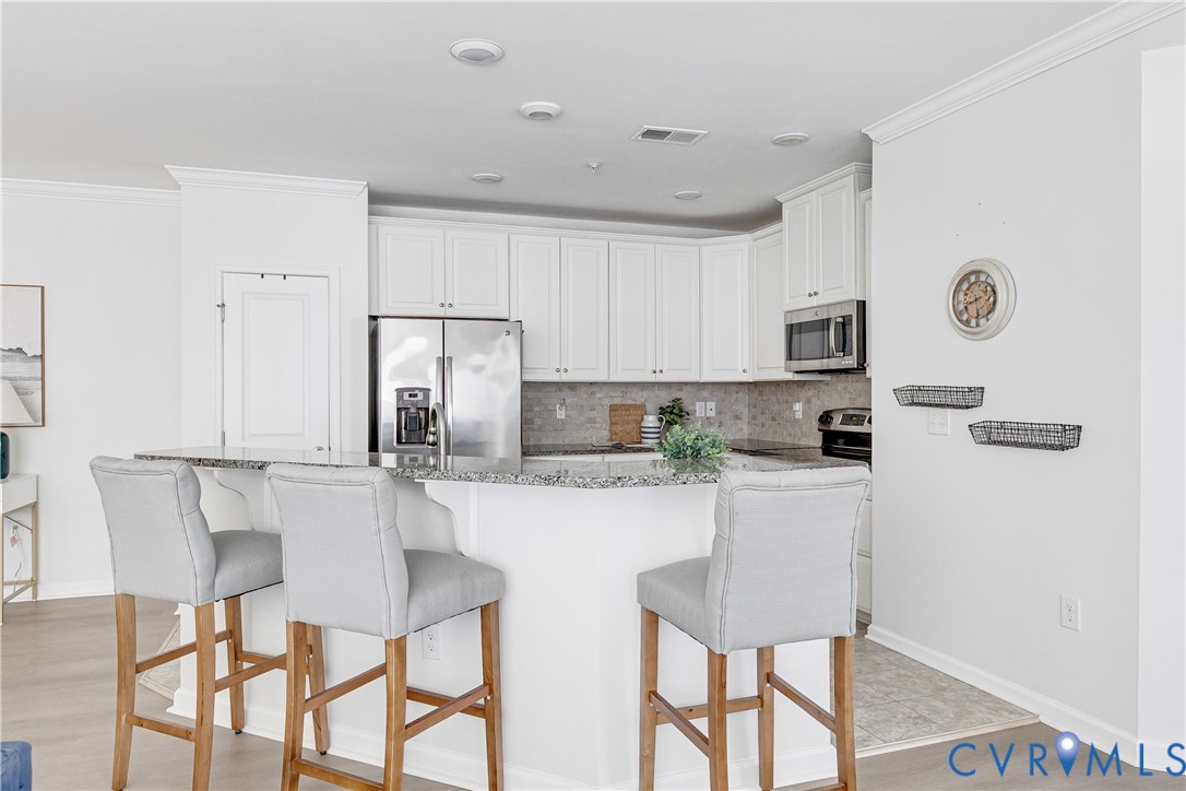 1201 Westwood Village Ln Unit#202