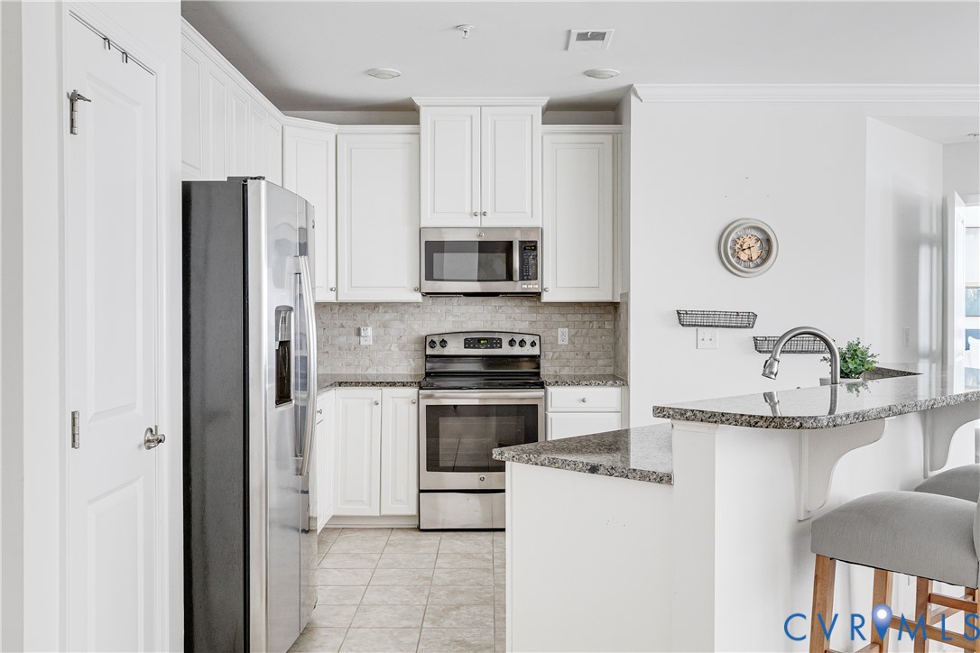 1201 Westwood Village Ln Unit#202