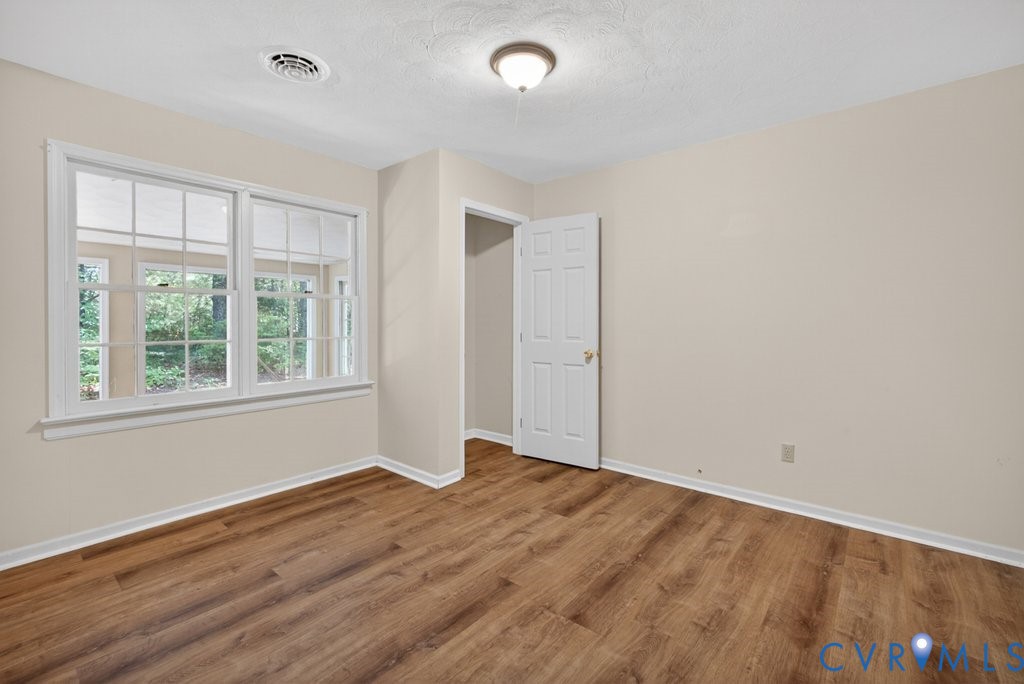 15427 Hopeful Church Rd