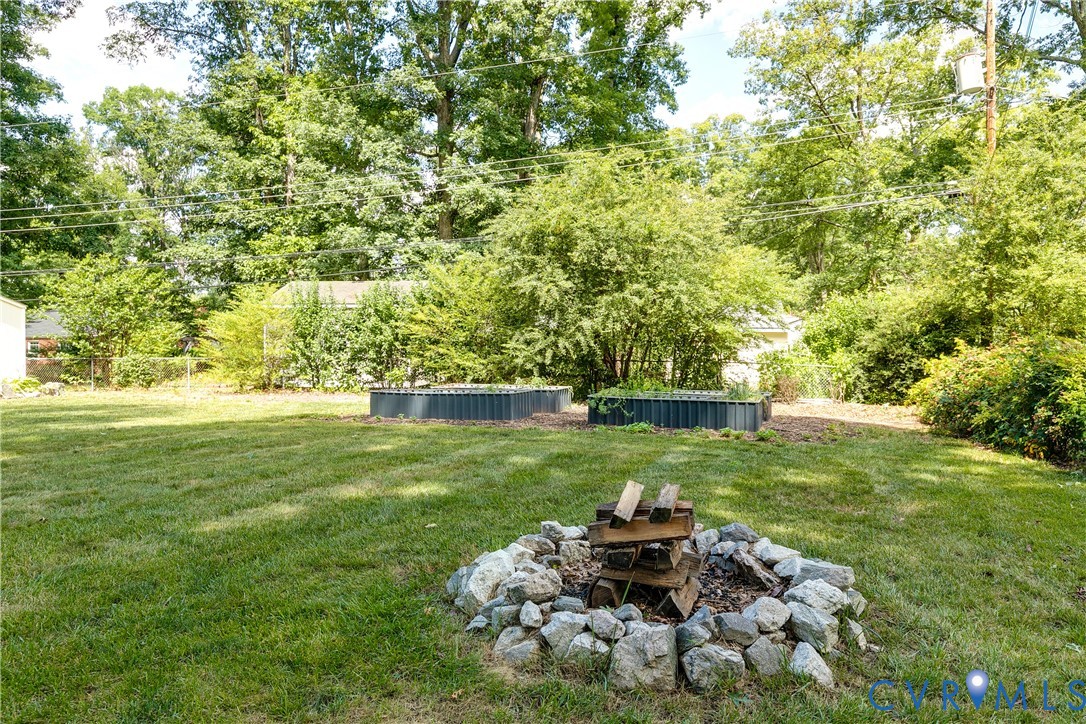 710 Maybeury Dr