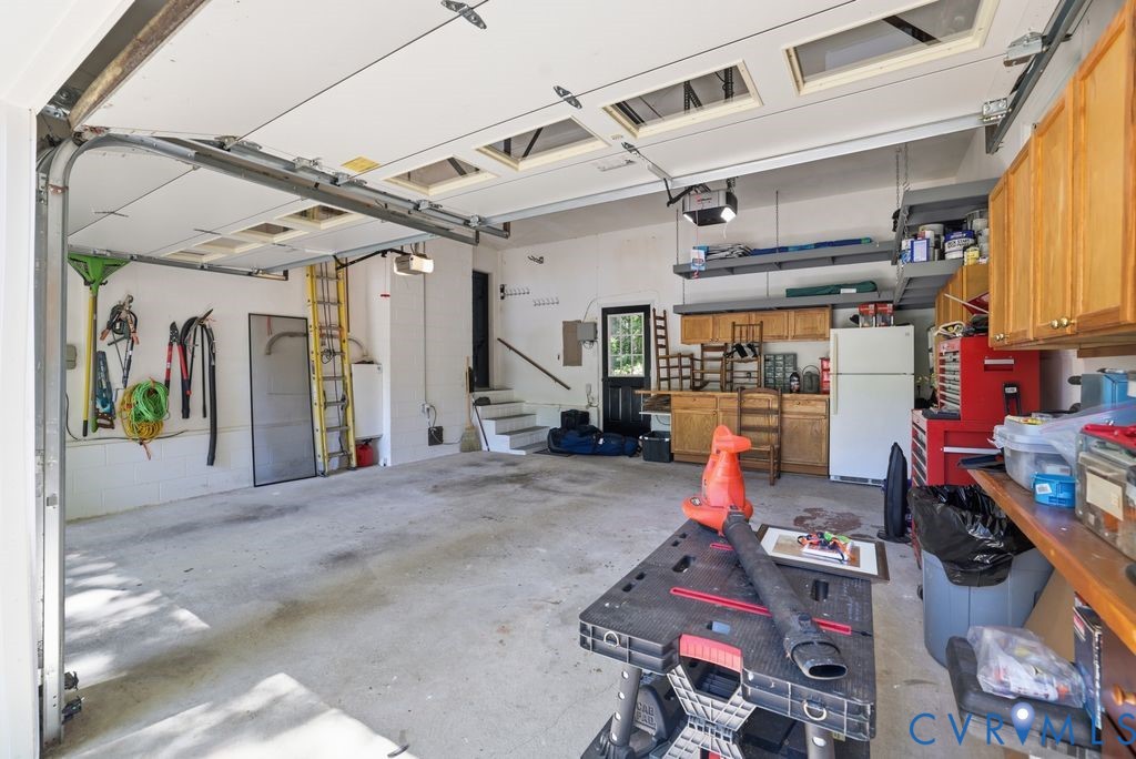 2418 Mountainbrook Dr