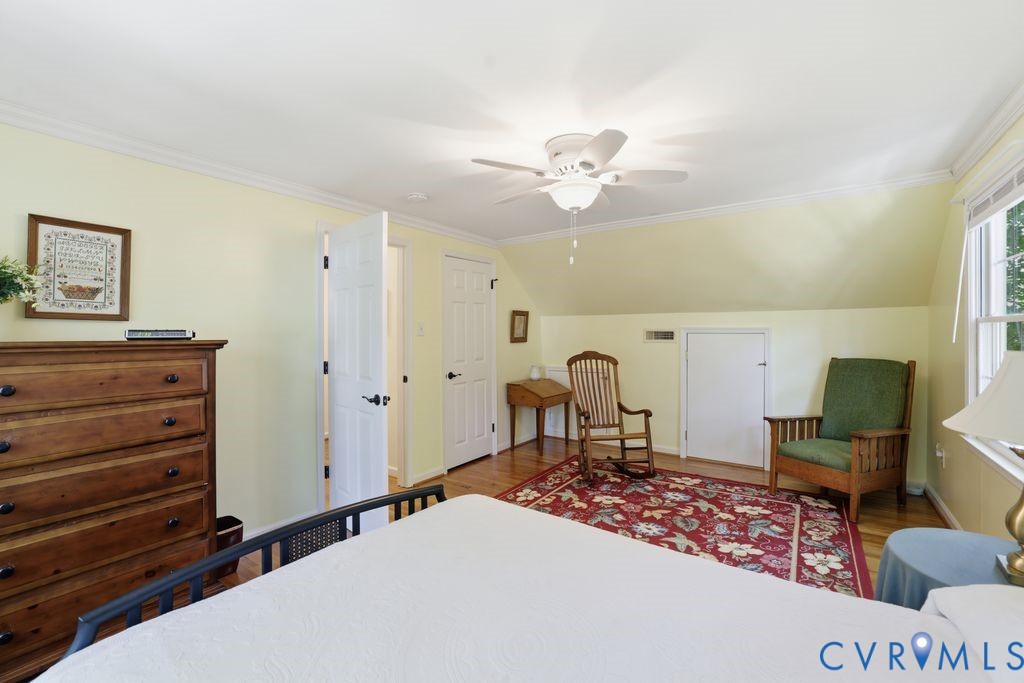 2418 Mountainbrook Dr