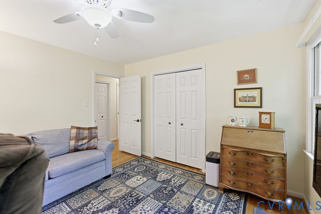 2418 Mountainbrook Dr