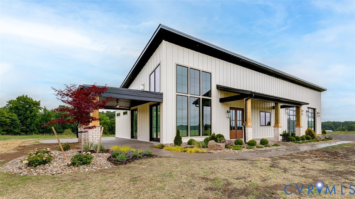 15357 Washington Hwy