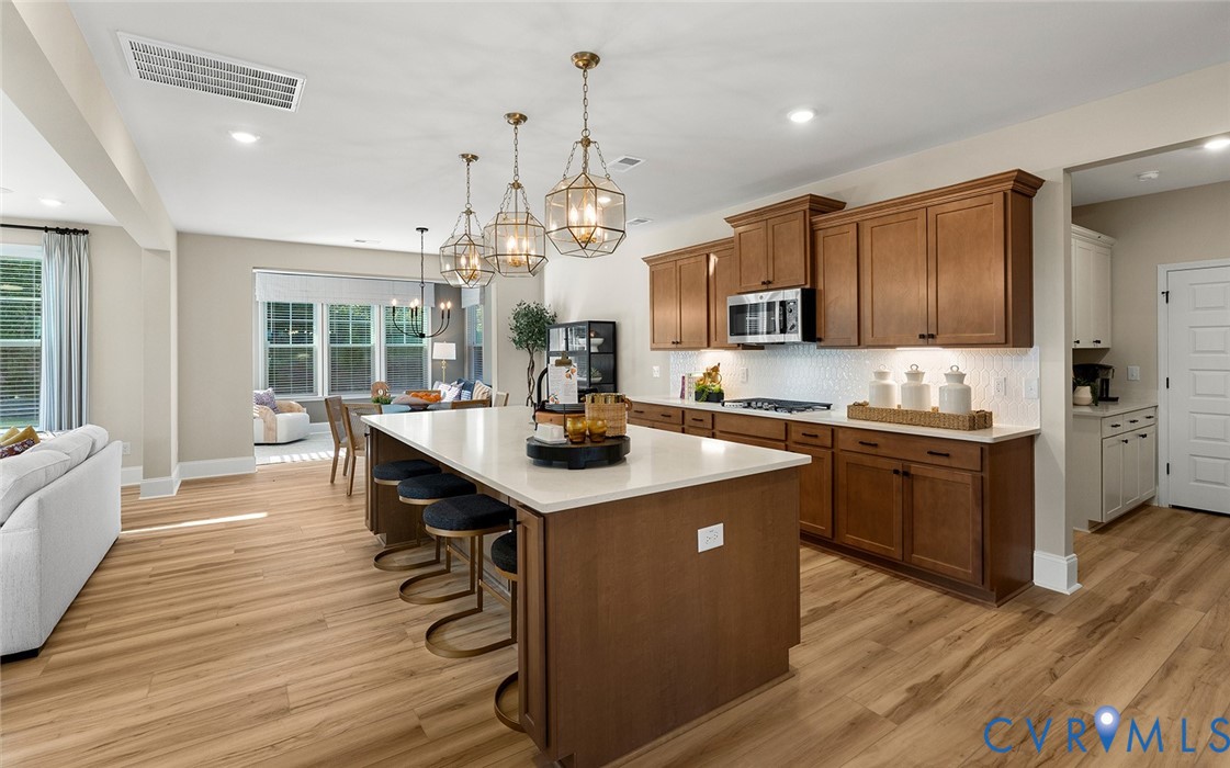 6807 Cove Creek Ter